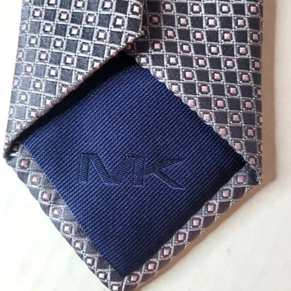 MICHAEL KORS Men's Necktie - Picture 7 of 8